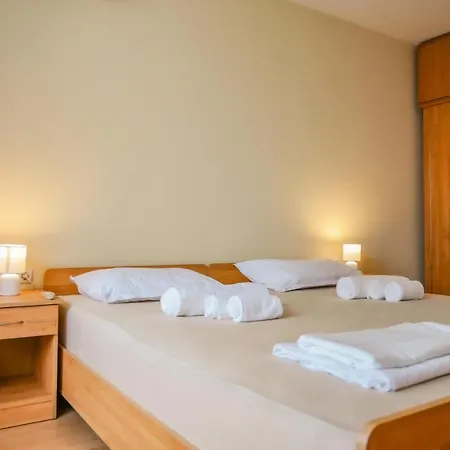 Daire Panorama Fort Beach, Семеен Апартамент С Балкон Deluxe