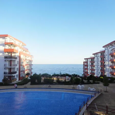 Daire Panorama Fort Beach, Семеен Апартамент С Балкон Deluxe *
